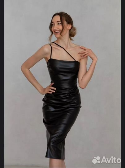 Платье эко-кожа 42 размер