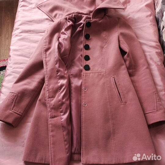 Пальто на девочку