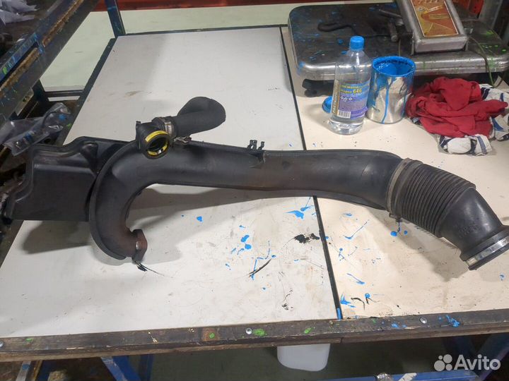 Патрубок воздушного фильтра Ford S-Max