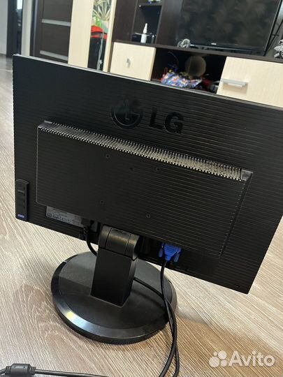 Монитор 75 гц LG Flatron