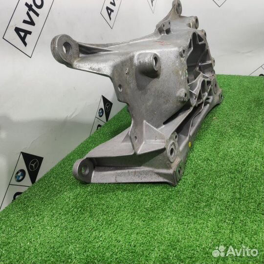 Балка под кпп Audi Q5 FYB 2018