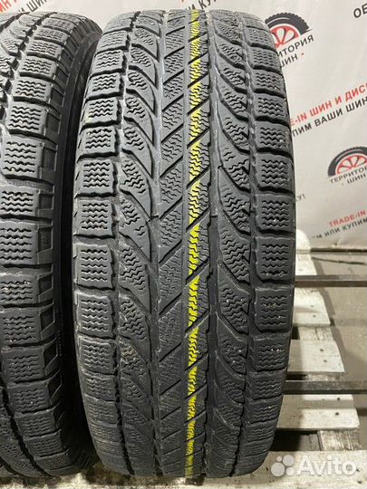 Bfgoodrich Winter Slalom KSI 215/65 R16 98S
