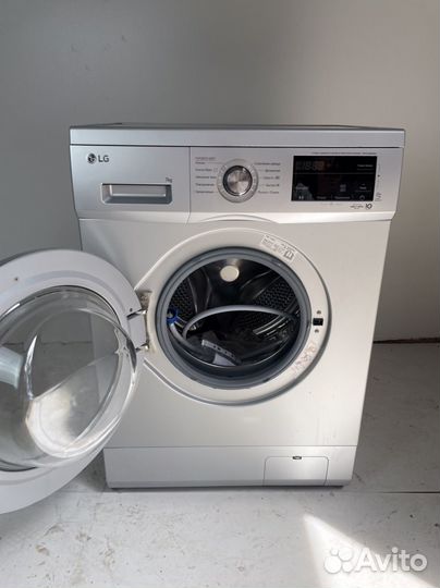 Стиральная машина LG F2J3HS4L