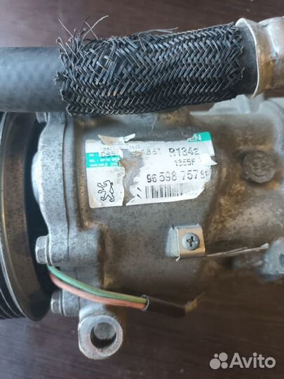 Компрессор кондиционера Peugeot 308 T7 2008