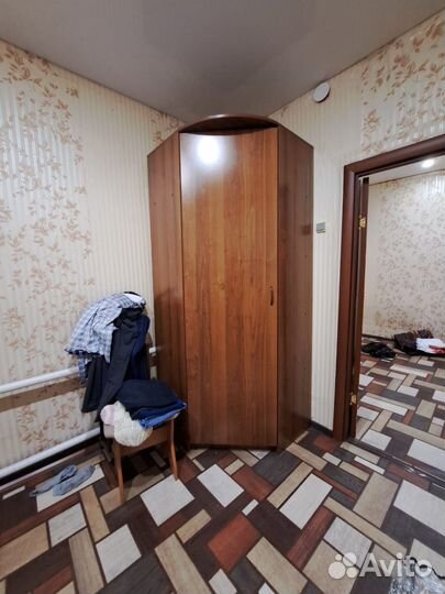 Угловой шкаф