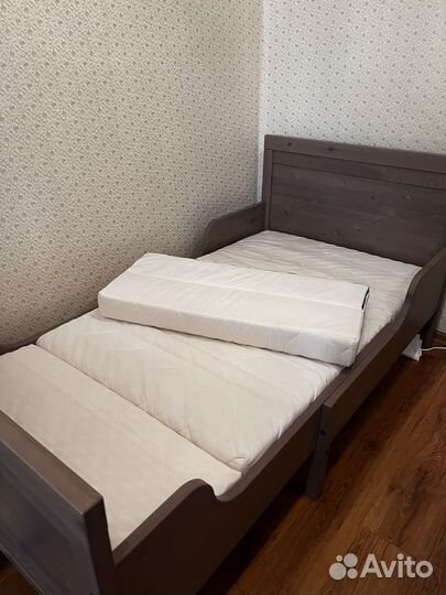 Детская кровать IKEA раздвижная сундвик