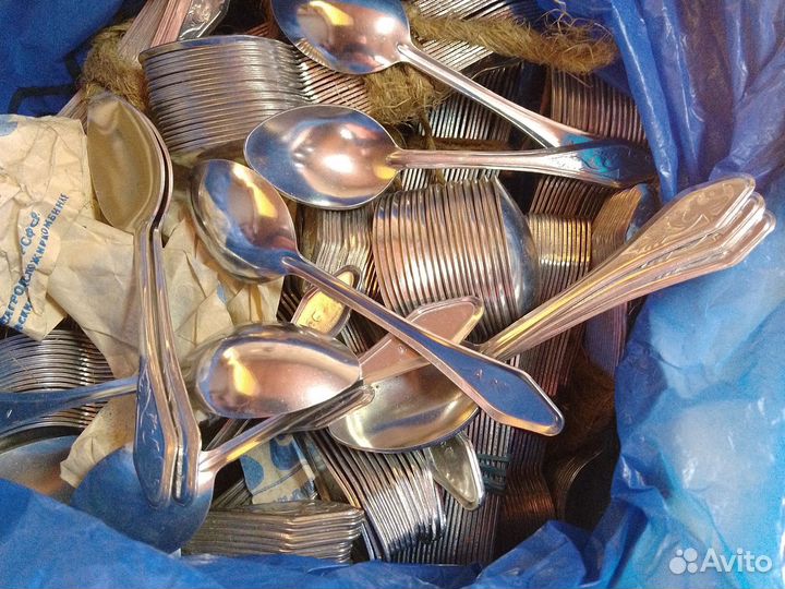 Набор столовых приборов