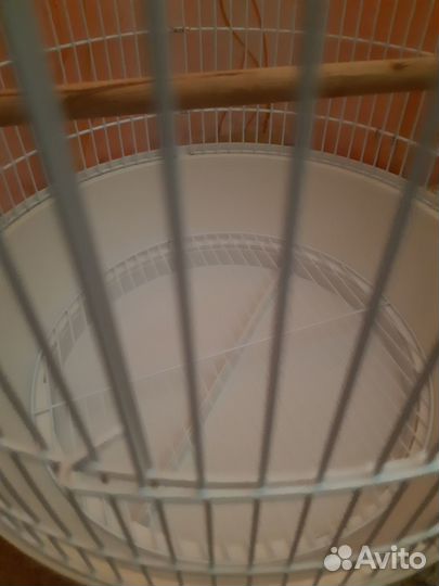 Клетка круглая белая б/у в отличном состоянии