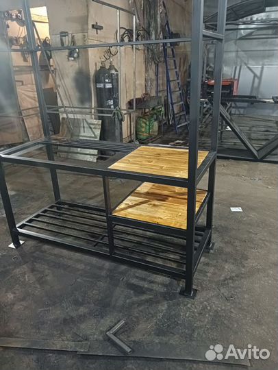 Мангал с крышей