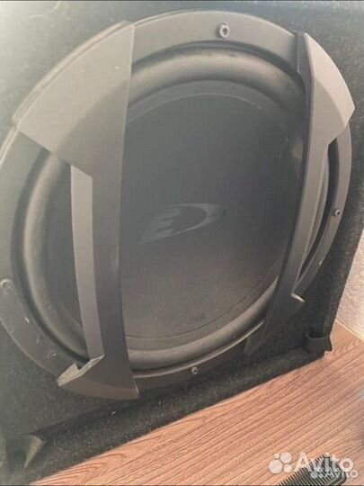 Сабвуфер для автомобиля