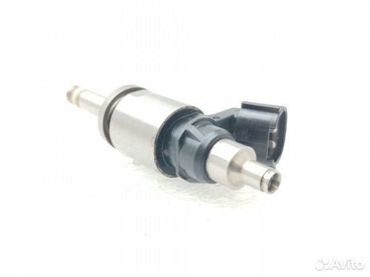 Форсунка топливная Mazda 3