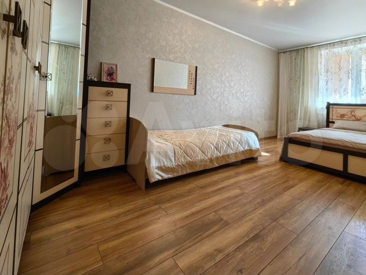 2-к. квартира, 65 м², 2/9 эт.