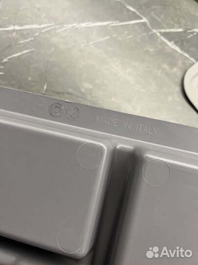 Лоток для столовых приборов серый в базу 600 мм