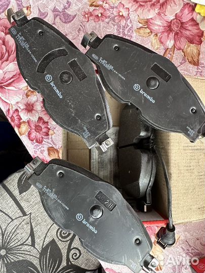 Продам колодки brembo на vag (коплект перед/зад)