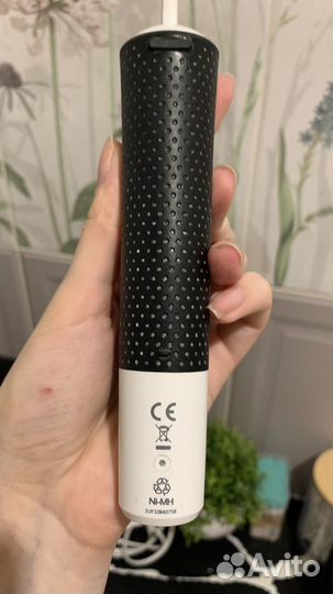 Электрическая зубная щетка Braun Oral-B Vitality