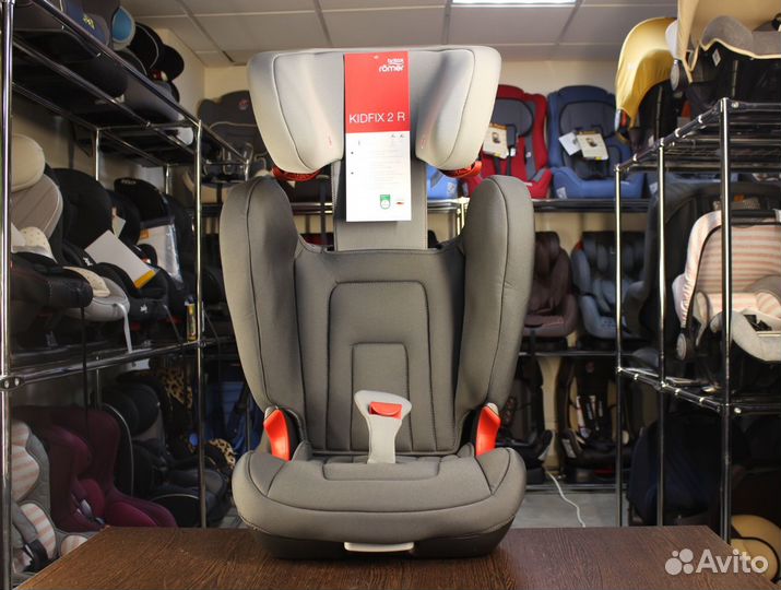 Автокресло детское Britax Romer KidFix 2 R 15-36 к