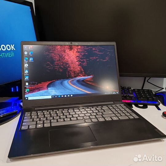 Мощный ноутбук lenovo SSD 3.1GHZ full HD