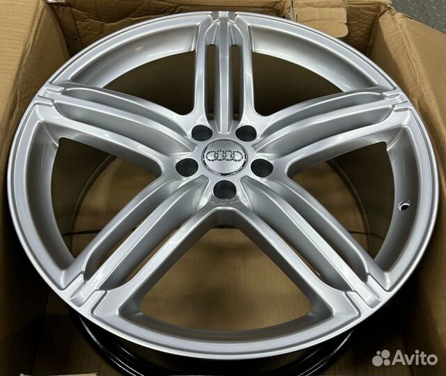 Диски на Ауди Q7 Audi Q7 4L R21