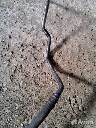 Трубка масляная Mercedes W140