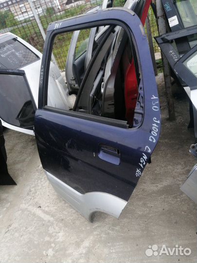 Дверь задняя левая Daihatsu Terios J100G