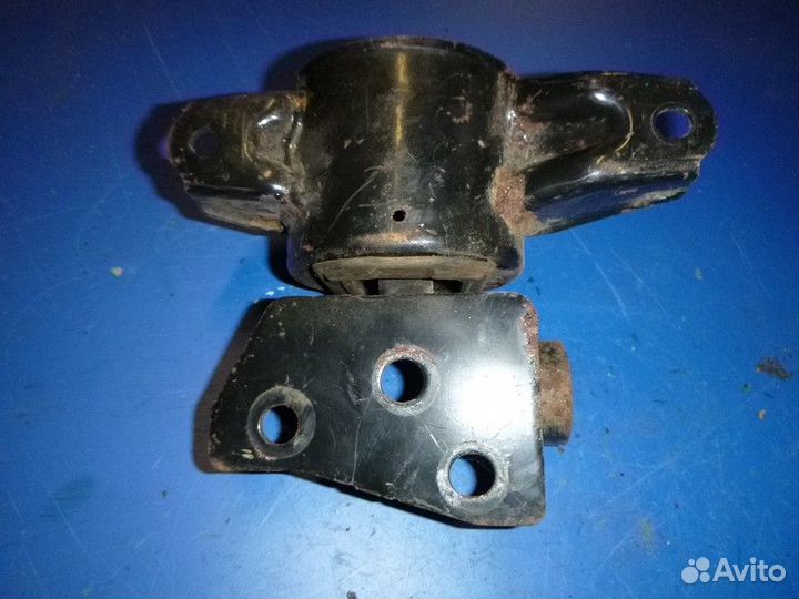 Опора двигателя левая hyundai IX35 2010-2015