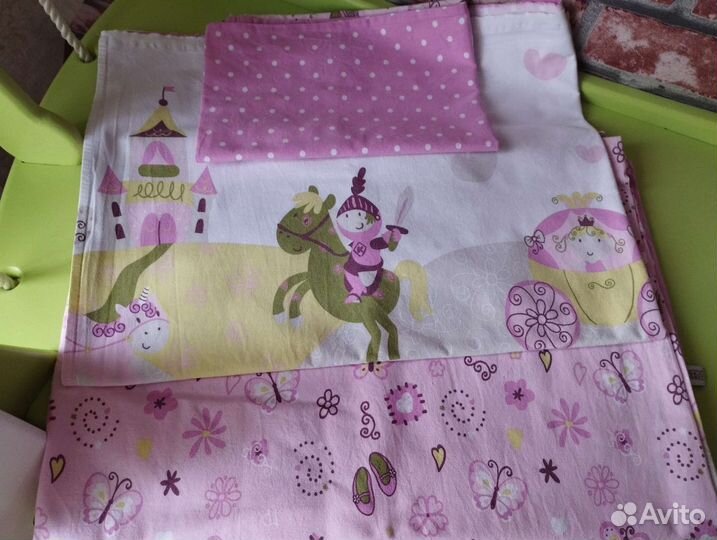 Комплект постельного белья в детскую кроватку