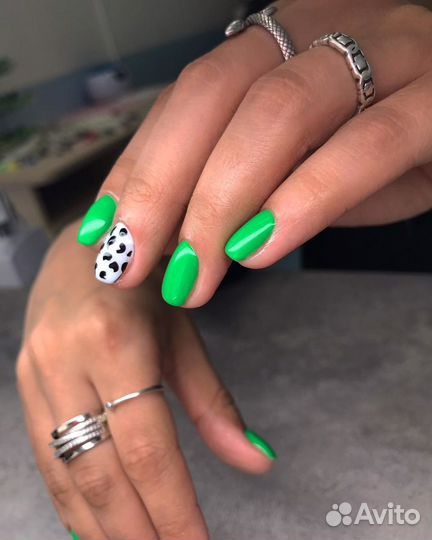 Мастер маникюра и педикюра