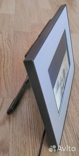 Цифровая рамка kodak M820