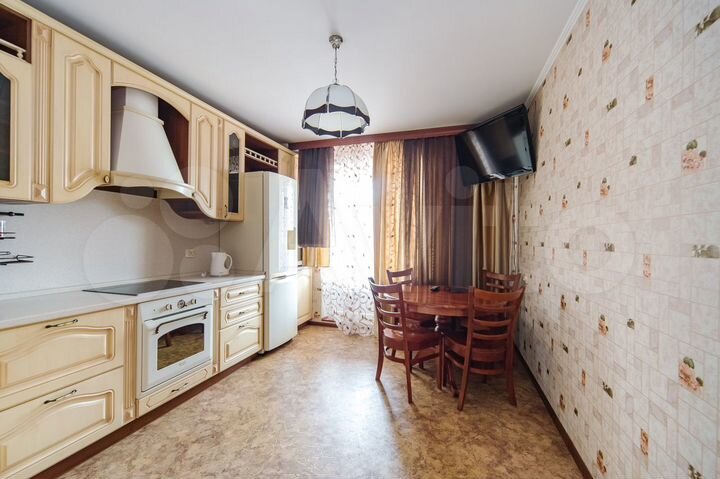 3-к. квартира, 81,6 м², 9/10 эт.