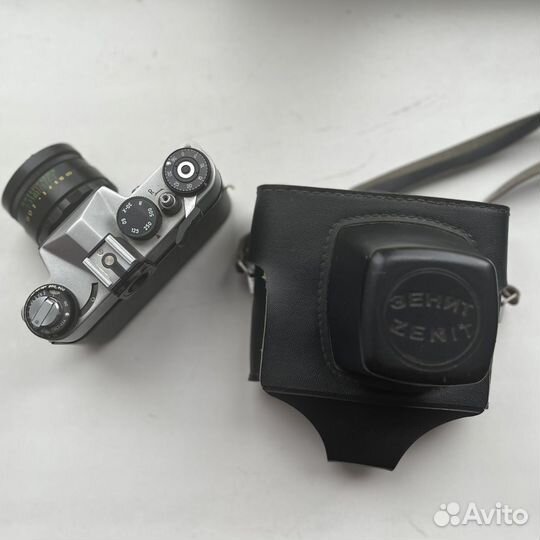 Плёночный фотоаппарат Zenit ET