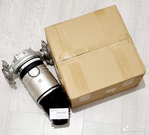 Задний пневмобаллон Touareg II NF