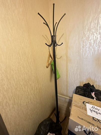 Вешалка напольная