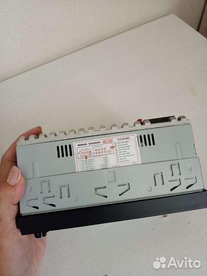 Автомобильная магнитола 1din с цветным дисплеем