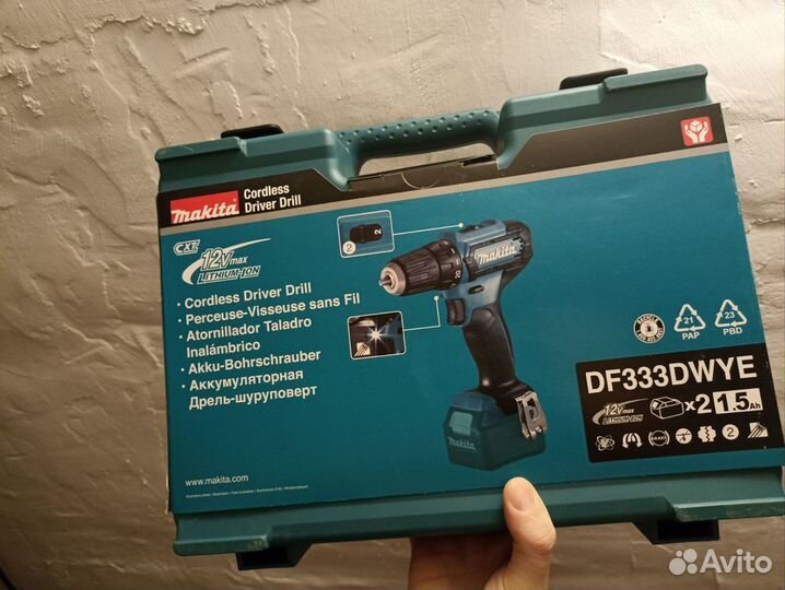 Дрель шуруповерт makita DF333dwye