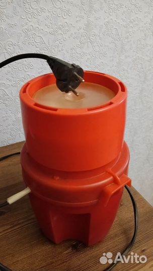 Электромясорубка ссср,фирмы Росток,б/у