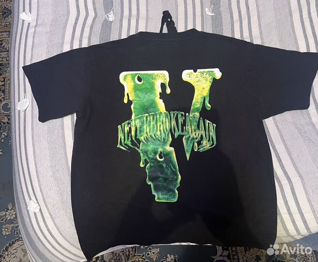 Футболка vlone