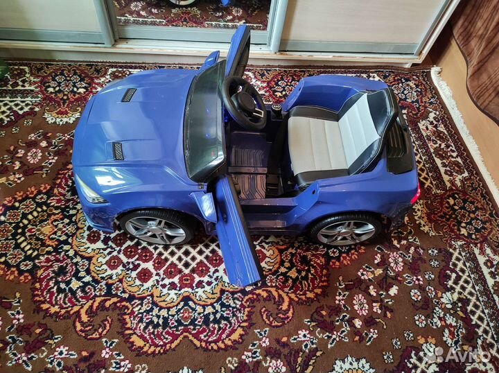 Детский электромобиль