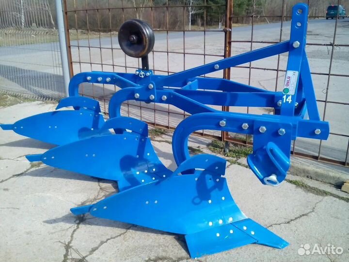 Плуг эксцентрический навесной 3-х корпусной