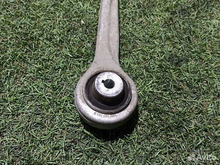 Рычаг подвески верхний передний правый Porsche