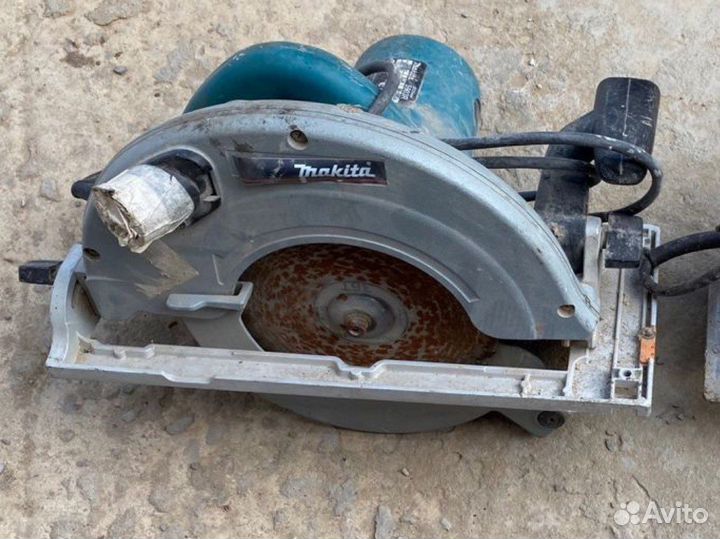 Дисковая пила Makita 5903 R