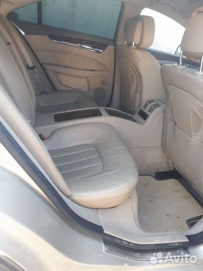 Салон мерседес cls 218 светлый