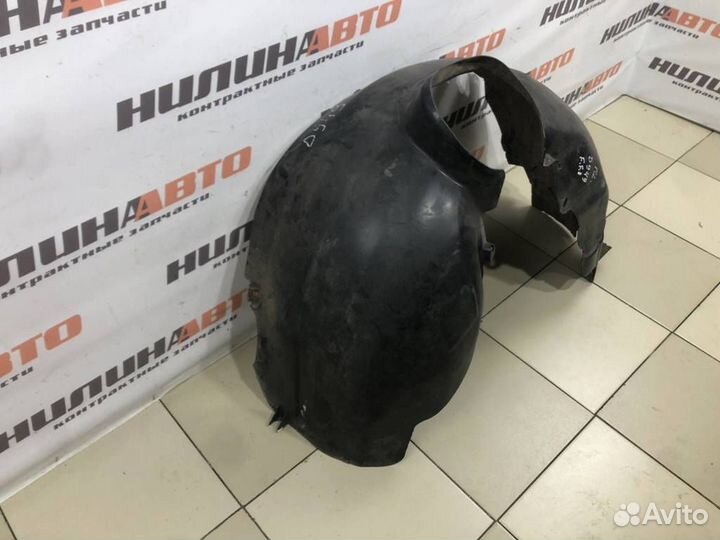 Подкрылок передний левый Форд Фокус 2