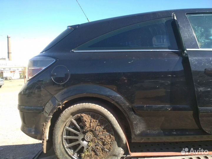 Крыло заднее правое Opel Astra H купе