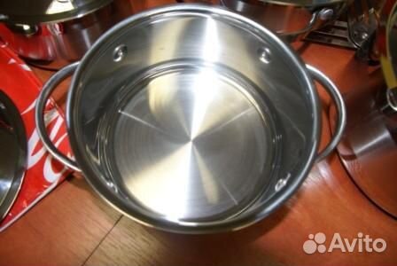 Продаю набор посуды 
