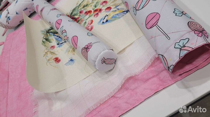 Ролл для хранения вышивки или картин