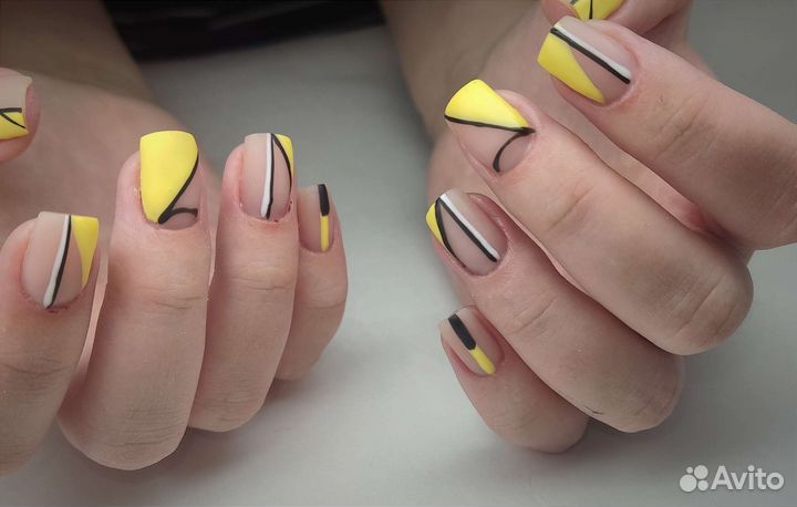 Маникюр, наращивание ногтей, педикюр