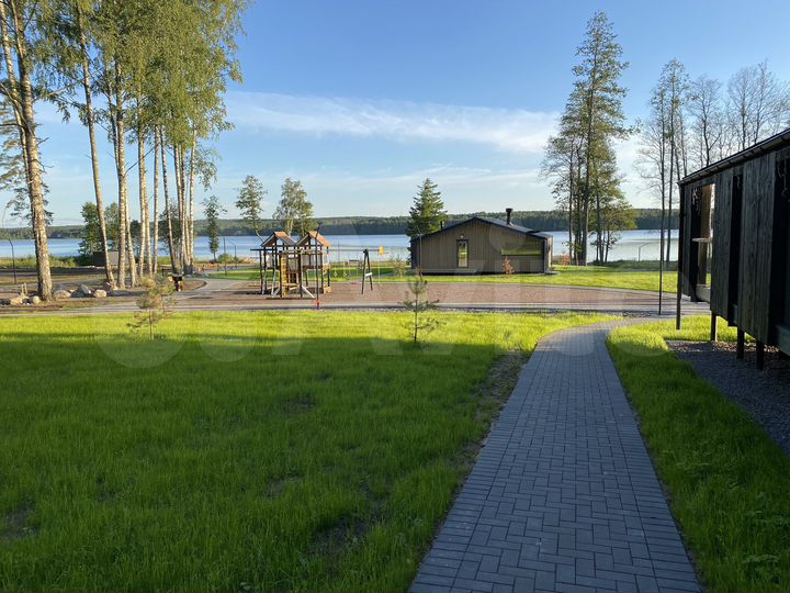 Дом 77 м² на участке 2 га