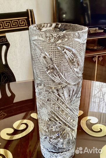 Вазы хрустальные для цветов большие. Доска