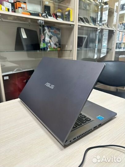 Asus VivoBook 14