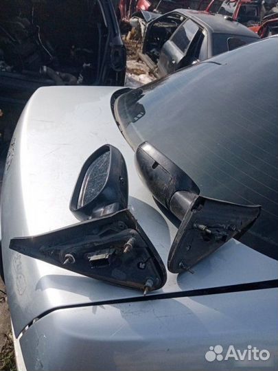 Зеркало правое Renault Megane